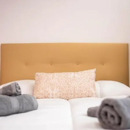 Center Apartment *